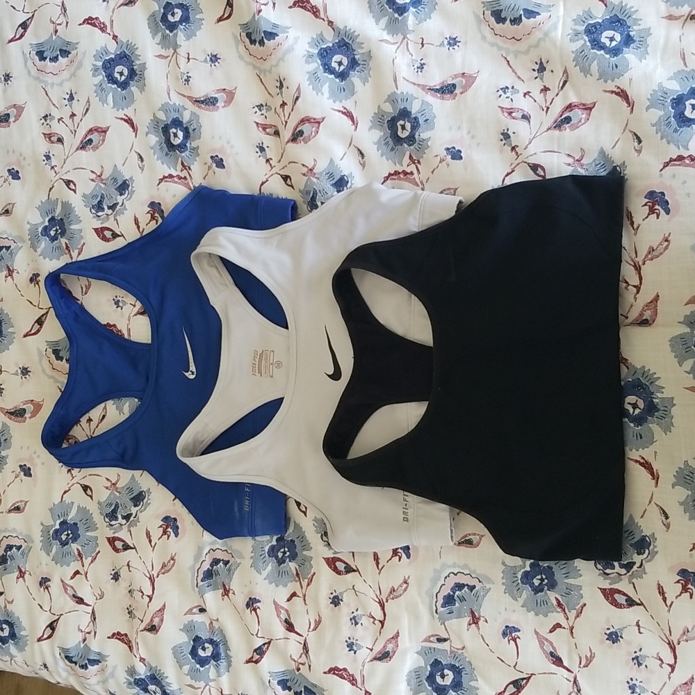 Nike sports bras. Medium.